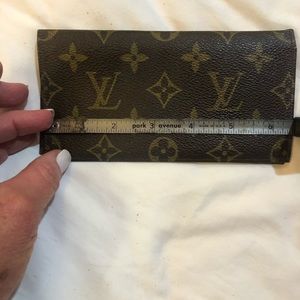 Louis Vuitton Checkbook Cover